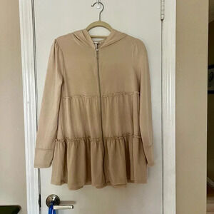 American Rag‎ Ruffled Wonens XXS Beige Sweatshirt